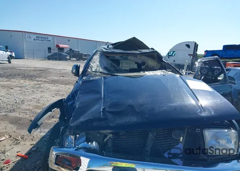 1998 Toyota 4Runner Sr5 V6 Limited from USA, damaged, VIN JT3HN87R2W0152995